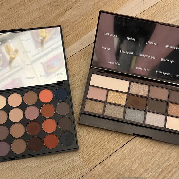 Lot of 2 Makeup Revolution Palettes - Great Condition - Picture 1 of 12
